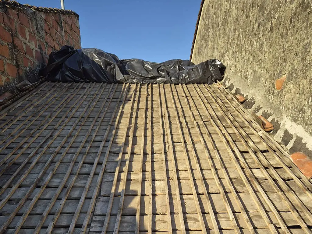 Mise en sécurité et bâchage immédiat de la toiture